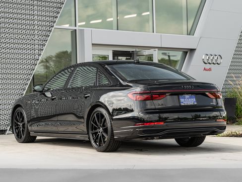 Certified 2022 Audi A8 L 3.0T AWD/4WD image 5