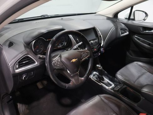 Used 2017 Chevrolet Cruze Premier image 15