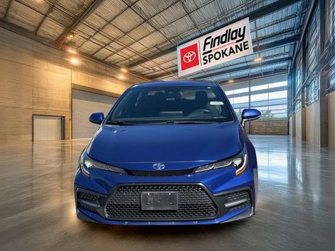 Used 2020 Toyota Corolla SE FWD image 2