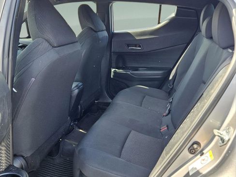 Used 2019 Toyota C-HR XLE FWD image 27