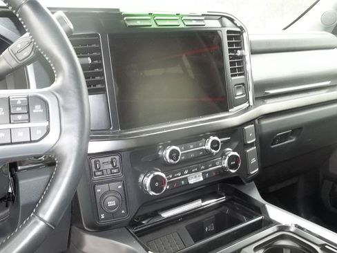 Used 2024 Ford F350 Lariat w/ Chrome Package image 7