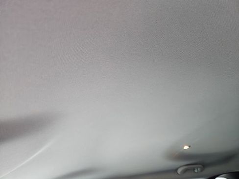 Used 2021 Jeep Cherokee Latitude Lux w/ Comfort/Convenience Group image 36