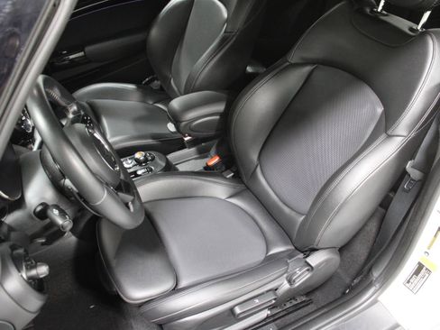 Certified 2022 MINI Cooper S w/ Driver Assistance Package image 18