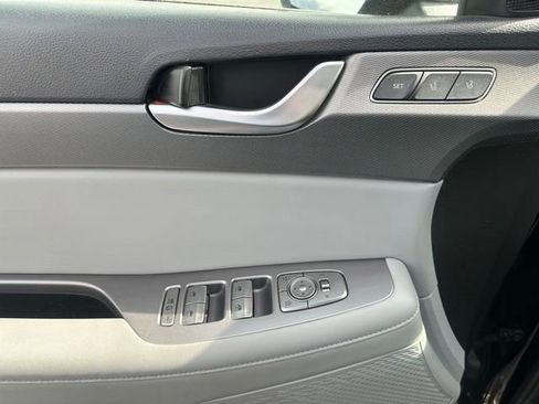 Used 2021 Hyundai Palisade SEL w/ Premium Package image 3