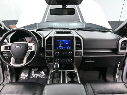 Used 2020 Ford F150 Lariat w/ Equipment Group 502A Luxury AWD/4WD image 29