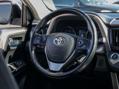 Used 2018 Toyota RAV4 XLE image 26