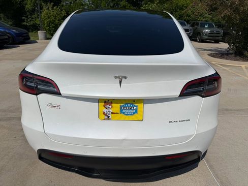 Used 2021 Tesla Model Y Long Range AWD/4WD image 6