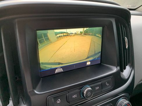 Used 2019 Chevrolet Colorado W/T w/ Custom Special Edition AWD/4WD image 30