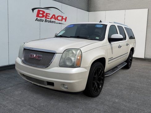 Used 2009 GMC Yukon XL Denali AWD/4WD image 5