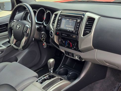Used 2015 Toyota Tacoma 4x4 Double Cab w/ TRD Sport Package image 21