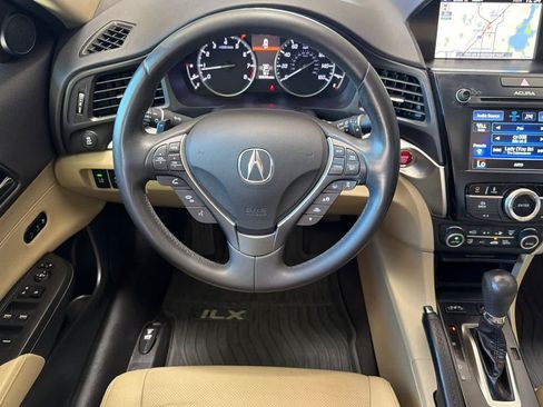 Used 2016 Acura ILX FWD image 14