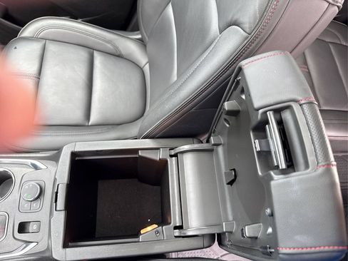 Used 2023 Chevrolet Traverse RS w/ LPO, Floor Liner Package AWD/4WD image 12