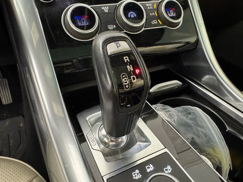 Used 2017 Land Rover Range Rover Sport HSE image 22