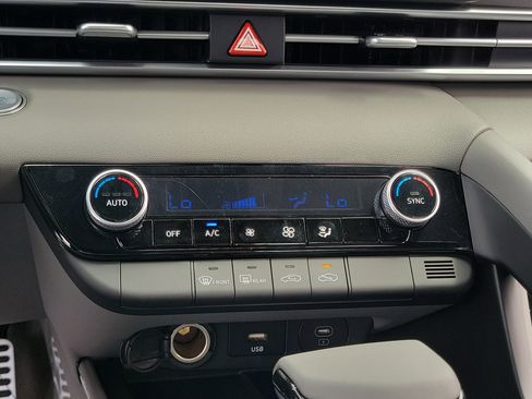 New 2025 Hyundai Elantra Sport w/ Cargo Package image 27