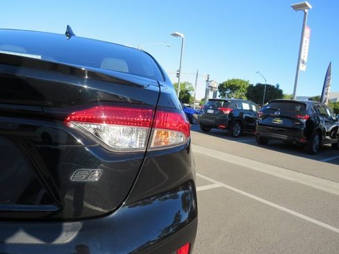 Certified 2024 Toyota Corolla SE image 11