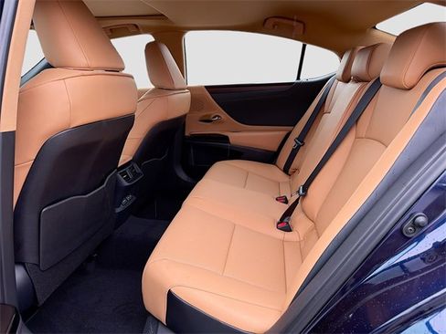 New 2025 Lexus ES 350 w/ Premium Package image 21
