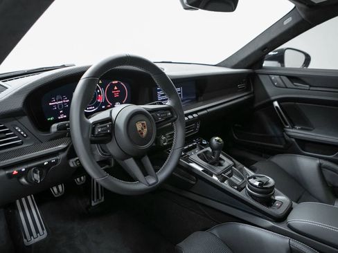 Certified 2026 Porsche 911 GT3 RWD image 4