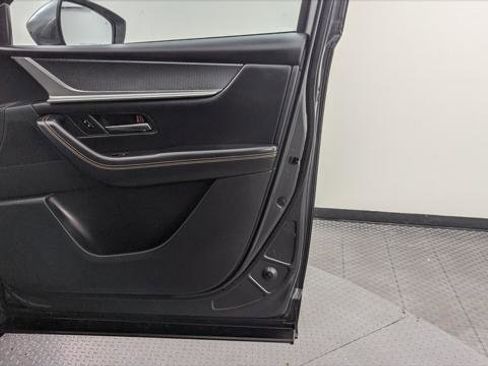 Used 2024 MAZDA CX-90 Plug-In Hybrid w/ Premium Pkg image 19