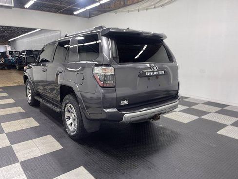 Used 2016 Toyota 4Runner Trail AWD/4WD image 2
