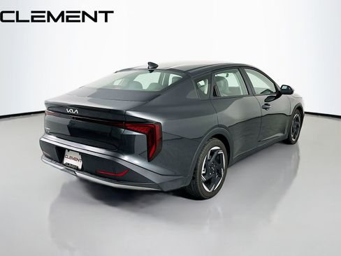 Used 2025 Kia K4 EX image 6