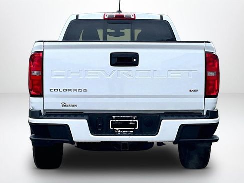 Used 2022 Chevrolet Colorado LT w/ LT Convenience Package image 6