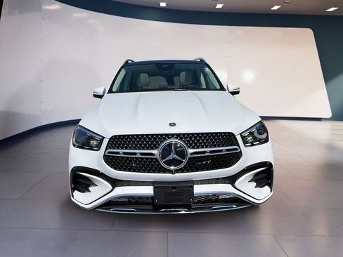 Certified 2026 Mercedes-Benz GLE 450 4MATIC w/ Warmth & Comfort Package image 8