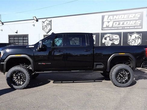 Used 2024 GMC Sierra 3500 AT4 w/ Technology Package image 2