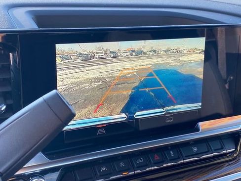 Used 2024 GMC Sierra 1500 Elevation image 11