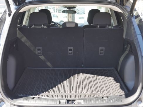 Used 2022 Ford Escape SE w/ SE Sport Appearance Package image 22