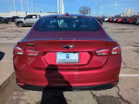 Used 2021 Chevrolet Malibu LT w/ Leather Package image 6