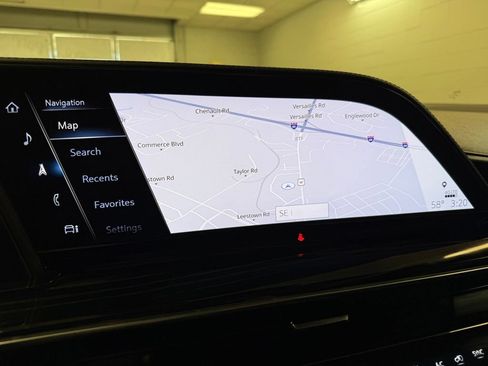Used 2023 Cadillac Escalade Sport AWD/4WD image 12