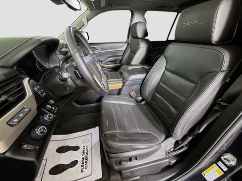 Used 2020 GMC Yukon Denali w/ Denali Ultimate Package AWD/4WD image 21