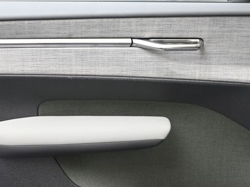 New 2026 Volvo EX30 Cross Country Ultra image 20