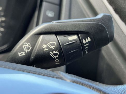 Used 2018 Ford Transit 150 XLT image 18