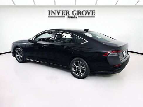 Used 2023 Honda Accord EX image 7