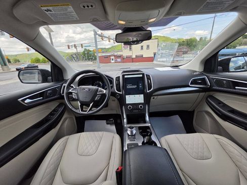 Used 2023 Ford Edge Titanium AWD/4WD image 23