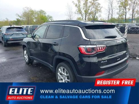 Used 2023 Jeep Compass Latitude AWD/4WD image 5