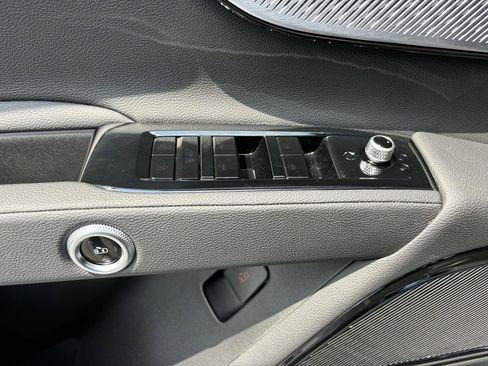 New 2024 Maserati Grecale GT image 29