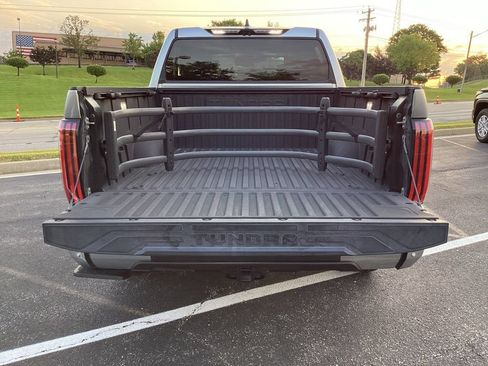 Used 2023 Toyota Tundra Limited AWD/4WD image 10