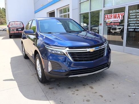 Used 2022 Chevrolet Equinox LT AWD/4WD image 2