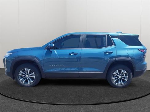 New 2026 Chevrolet Equinox LT w/ Safety and Technology Package FWD image 2