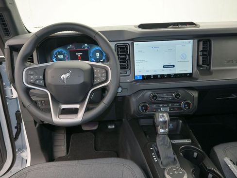 New 2025 Ford Bronco Big Bend image 15