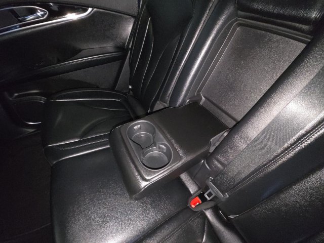 Used 2021 Lincoln Nautilus AWD image 28