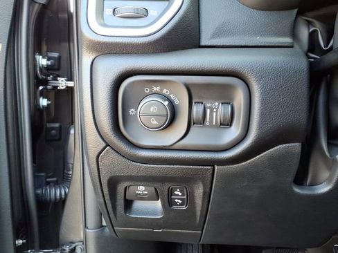 New 2026 RAM 1500 Big Horn AWD/4WD image 16