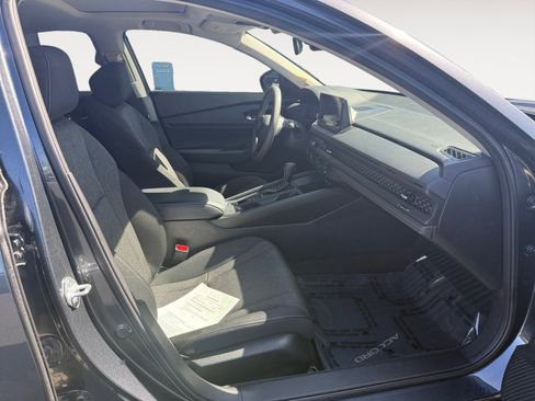 Certified 2023 Honda Accord EX image 19