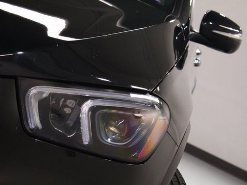 Used 2021 Mercedes-Benz GLE 350 4MATIC w/ Premium Package image 7