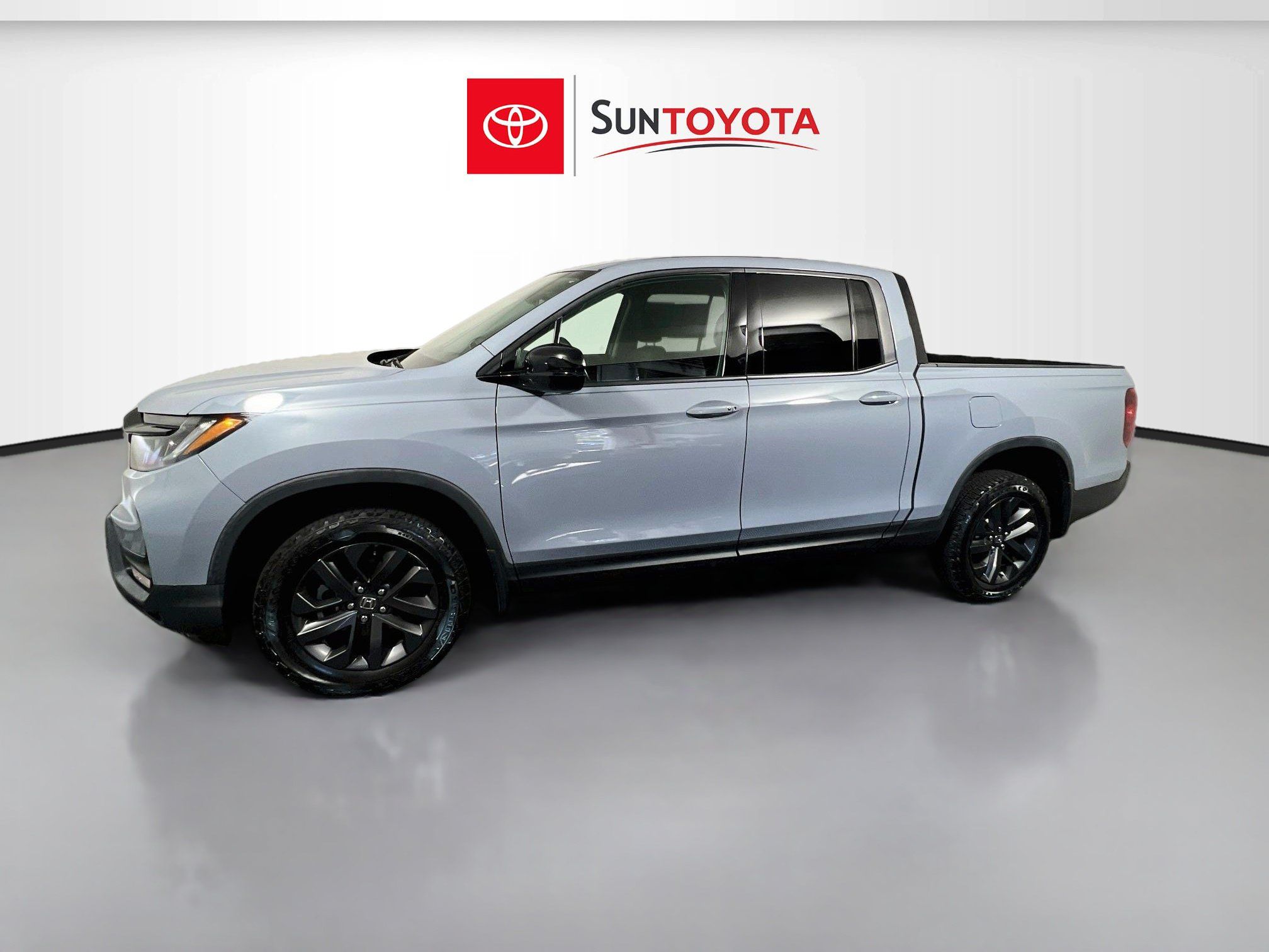 Used 2024 Honda Ridgeline Sport image 9