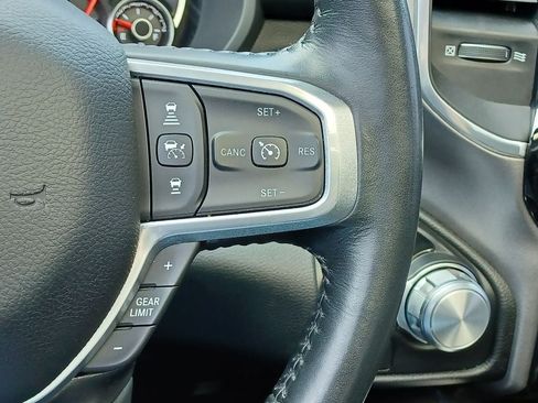 Used 2021 RAM 1500 Laramie AWD/4WD image 15