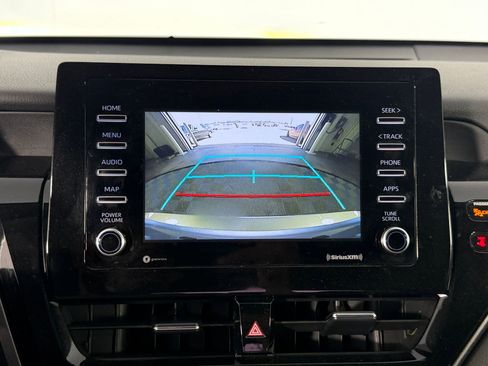 Used 2022 Toyota Camry SE FWD image 23