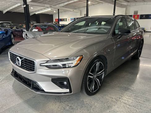 Used 2020 Volvo V60 T6 R-Design w/ Protection Package Premier FWD image 7